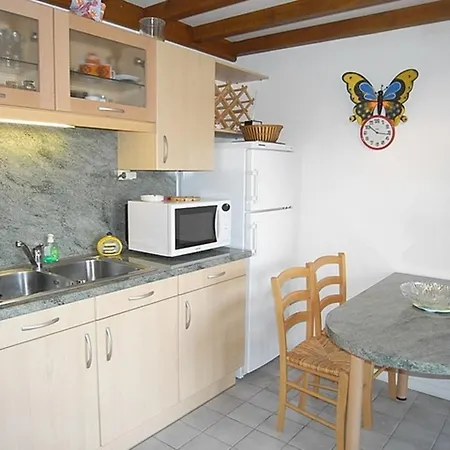 3 Pieces Climatisee, 5 Pers., A 800m De La Avec Jardin Et Parking Securise - Fr-1-776-77 Argeles-sur-Mer